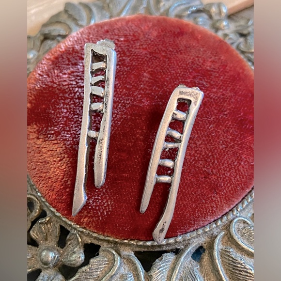 Vintage Sterling Silver Modernist/ Brutalist Style Pierced Ear Ladder Earrings. - Picture 1 of 9